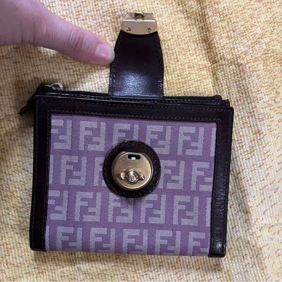 Vintage RARE Fendi FF Purple Canvas and Leather Wallet with dust bag - Picture 2 of 10